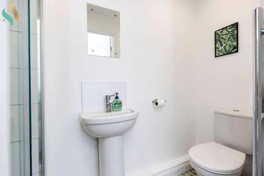 5 Double Bedrooms With Ensuites - Teesside House Tsac Redcar Exterior foto